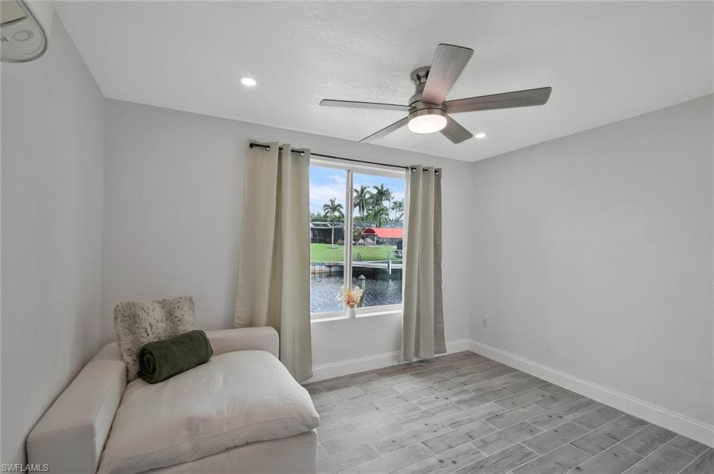 5943 Baker CT, FORT MYERS FL 33919-18