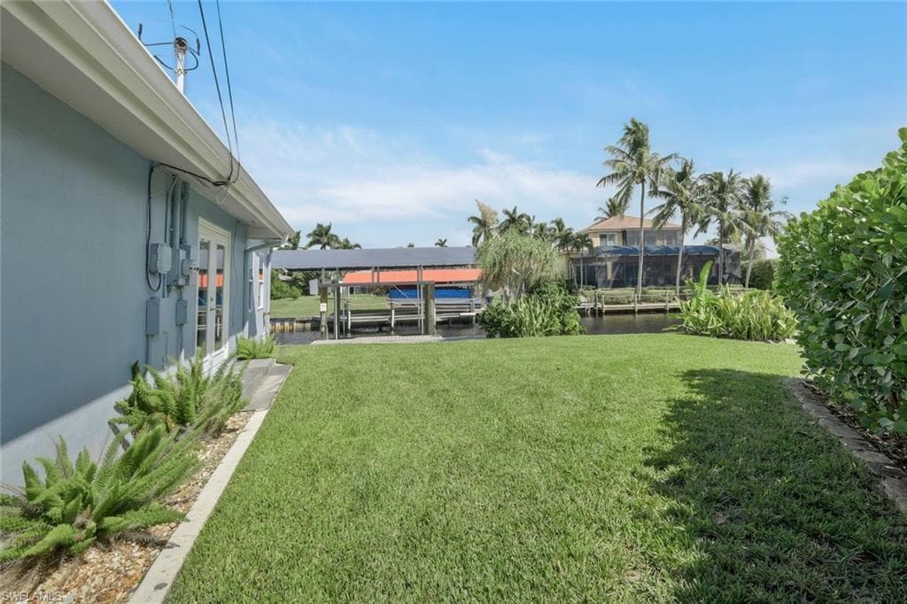 5943 Baker CT, FORT MYERS FL 33919-34