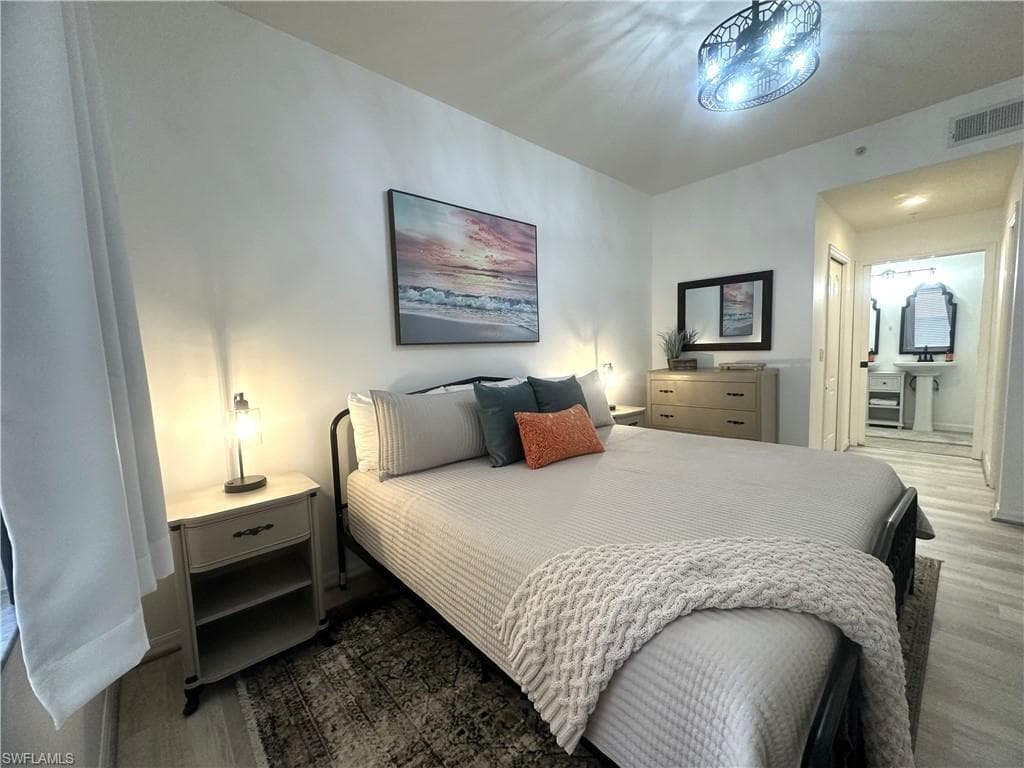 2720 Cypress Trace CIR # 2928, NAPLES FL 34119-16