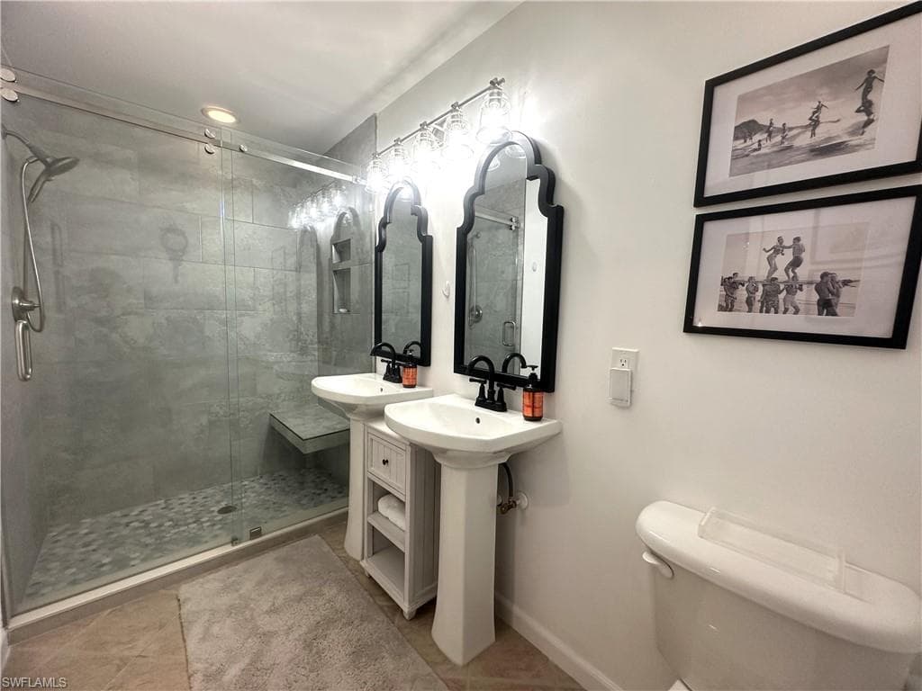 2720 Cypress Trace CIR # 2928, NAPLES FL 34119-18