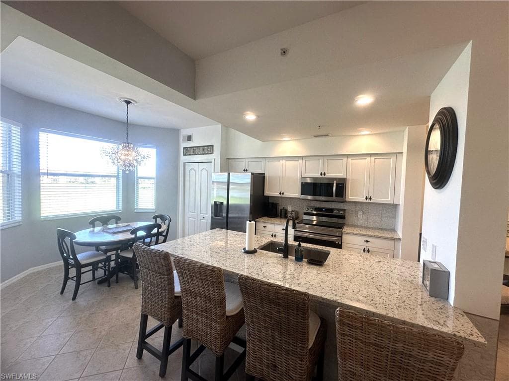 2720 Cypress Trace CIR # 2928, NAPLES FL 34119-7