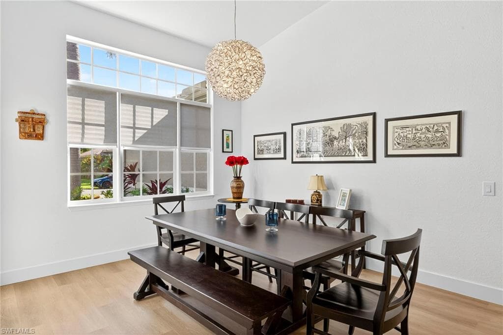 24980 Divot DR, BONITA SPRINGS FL 34135-8