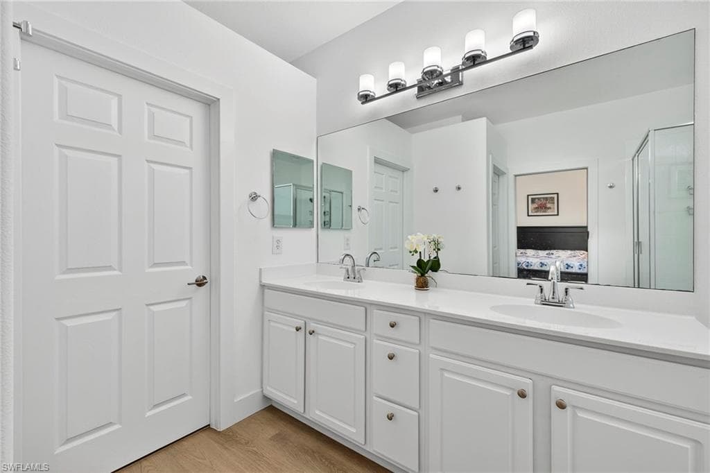 24980 Divot DR, BONITA SPRINGS FL 34135-17