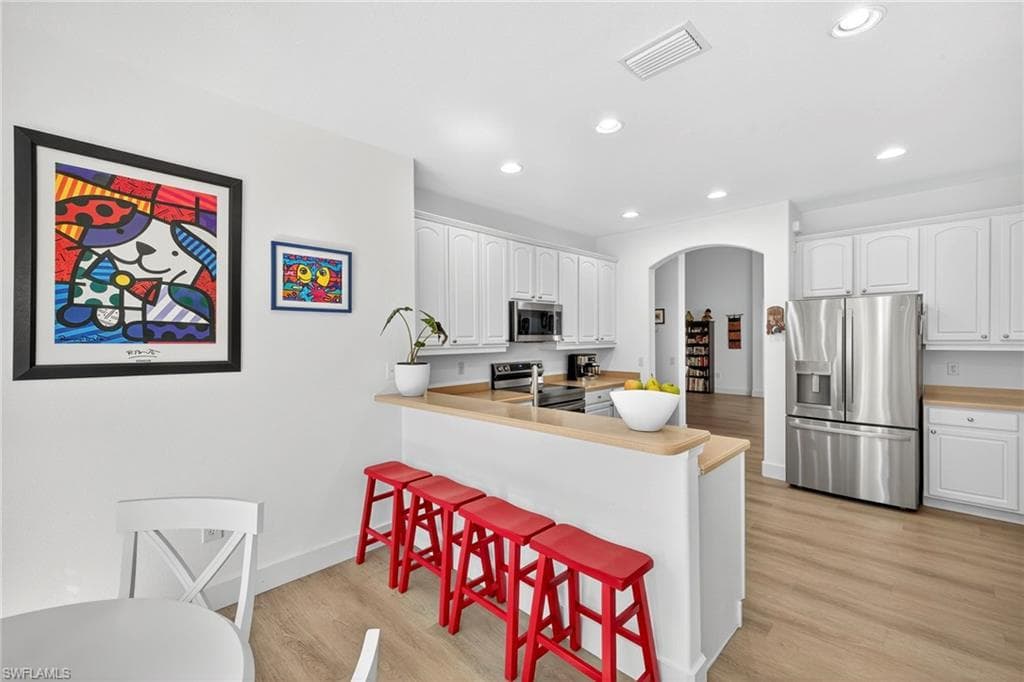 24980 Divot DR, BONITA SPRINGS FL 34135-10