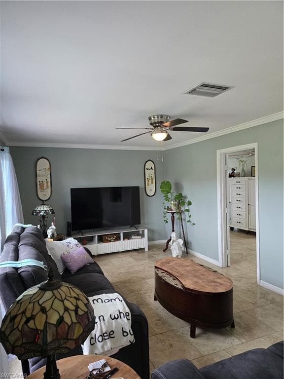 211 Richmond AVE S, LEHIGH ACRES FL 33936-6