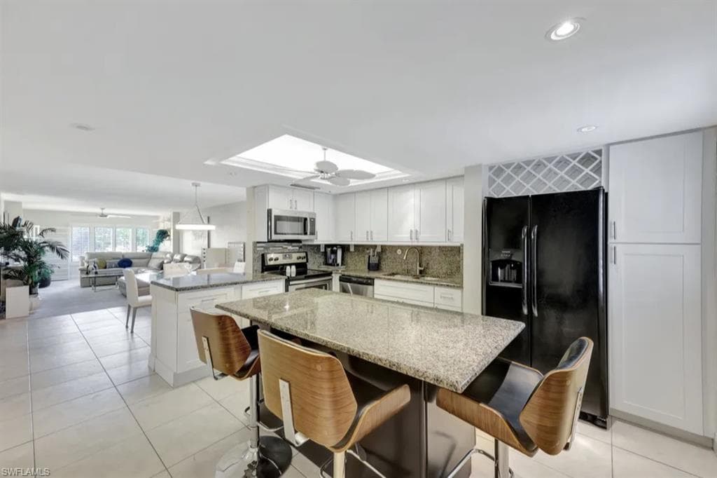 2264 Winkler AVE # 204, FORT MYERS FL 33901-5