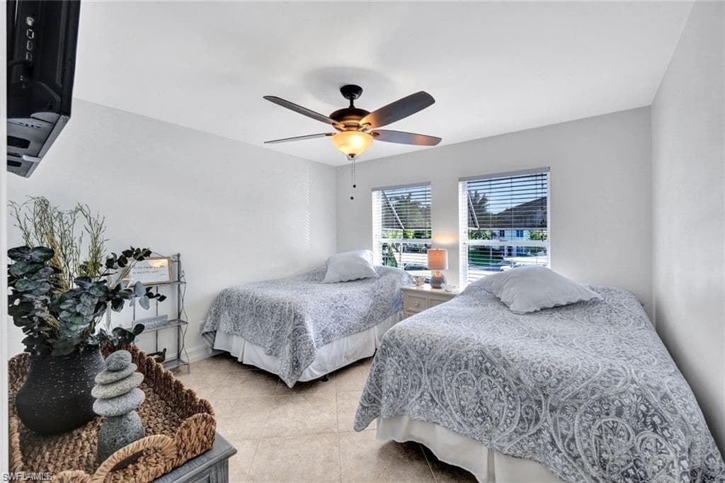 523 Club Side DR # 523, NAPLES FL 34110-12
