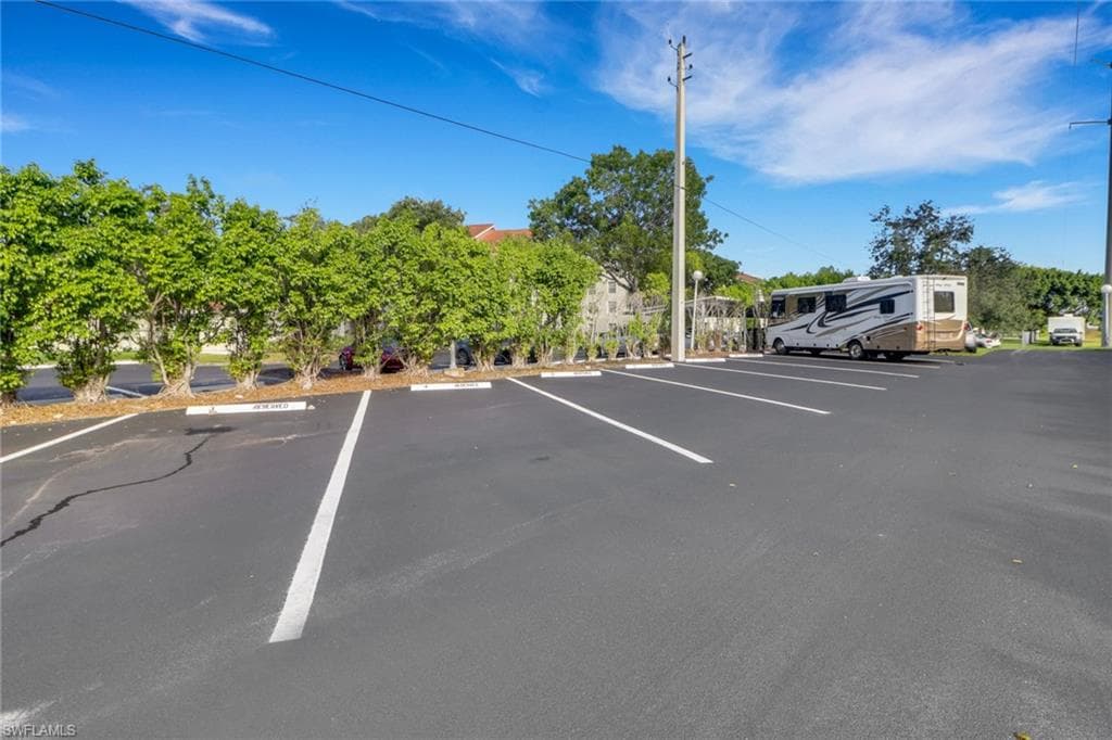 4680 Saint Croix LN # 537, NAPLES FL 34109-41