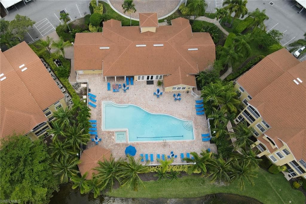 4680 Saint Croix LN # 537, NAPLES FL 34109-37