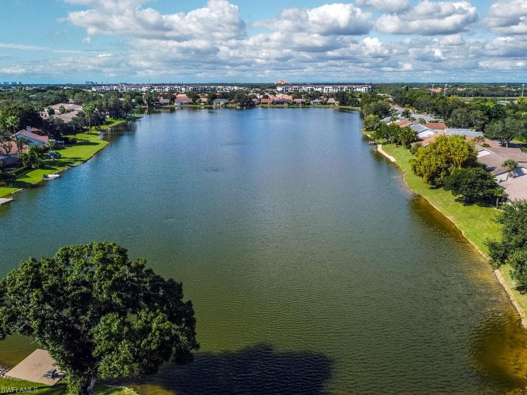 6600 Ilex CIR, NAPLES FL 34109-35