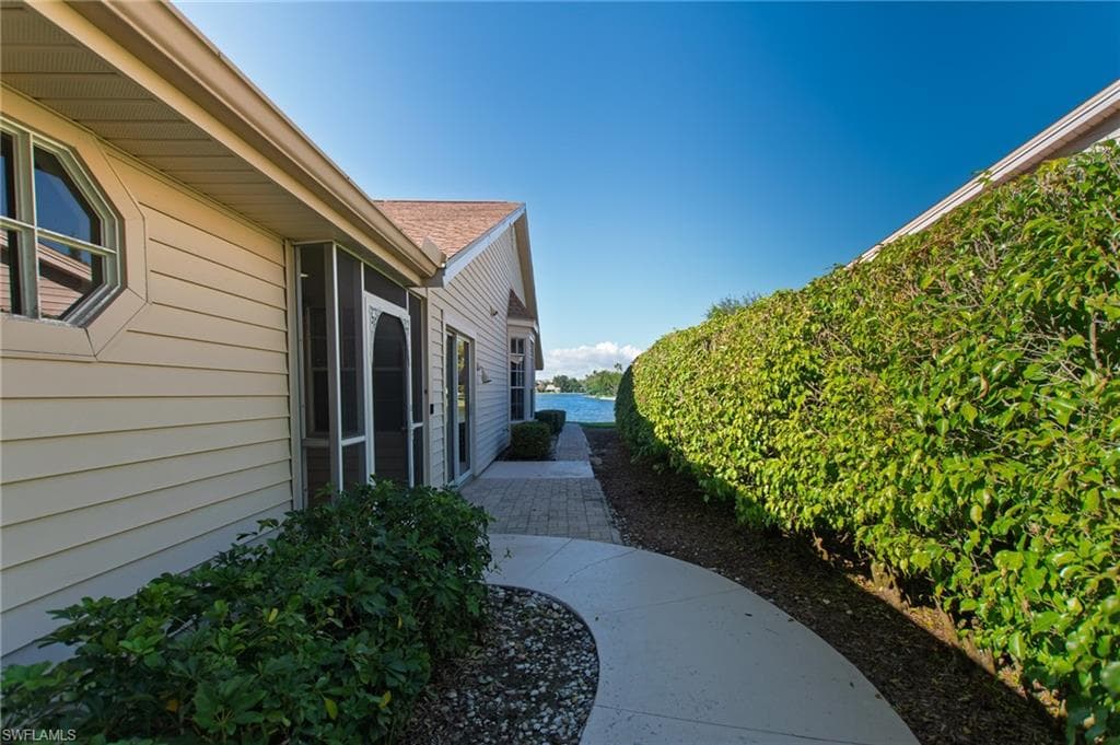 6600 Ilex CIR, NAPLES FL 34109-30