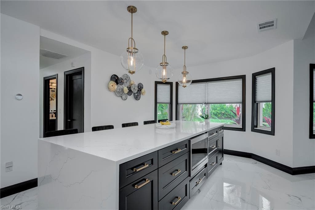 11908 King James CT, CAPE CORAL FL 33991-5