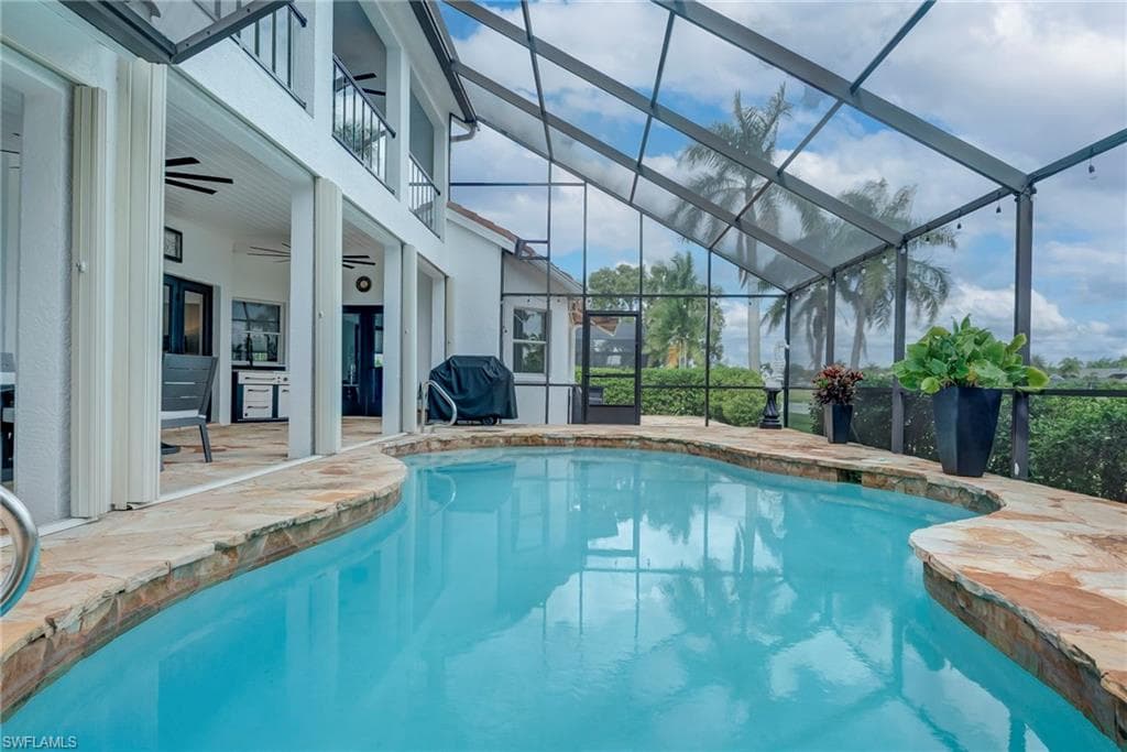 11908 King James CT, CAPE CORAL FL 33991-27