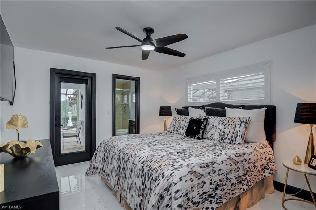 11908 King James CT, CAPE CORAL FL 33991-17