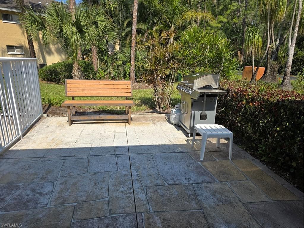 5622 Woodmere Lake CIR # B102, NAPLES FL 34112-42