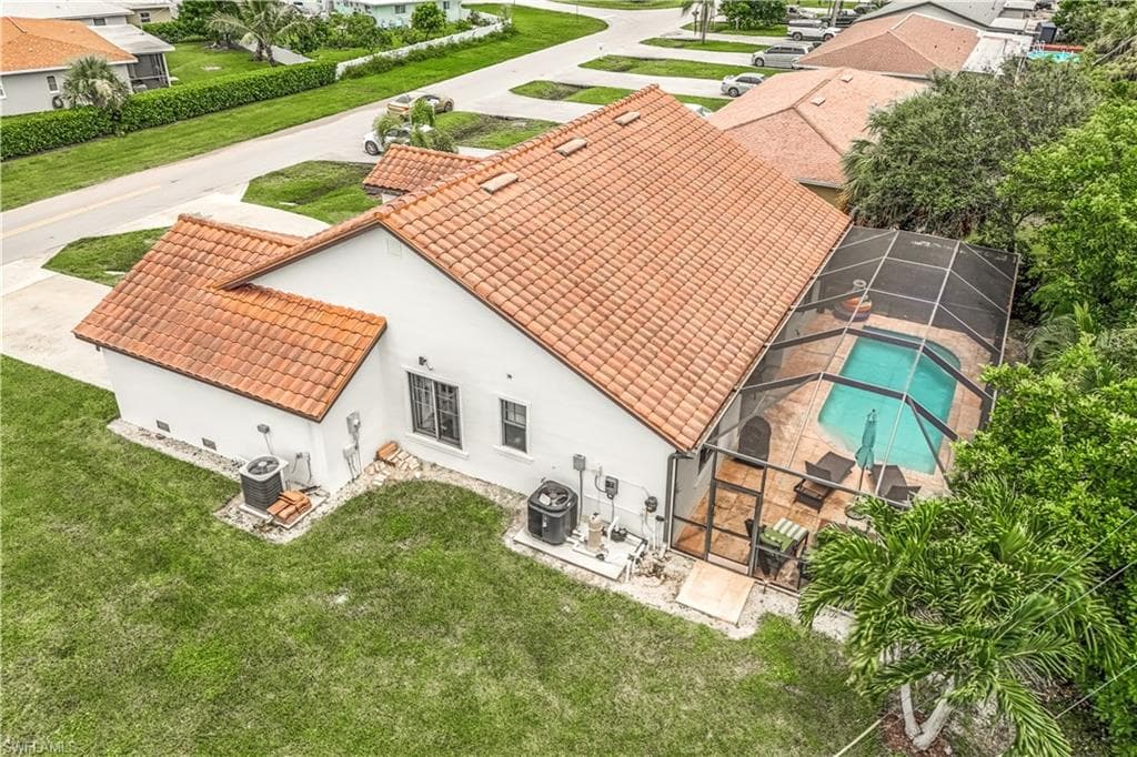 1140 Jeronimo DR, NAPLES FL 34103-25