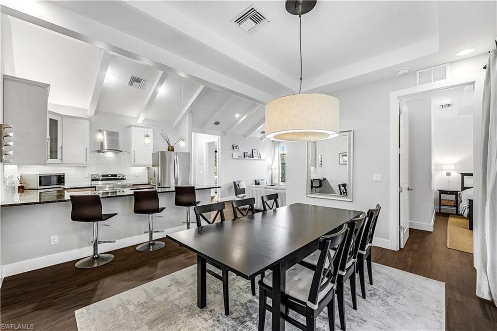 1140 Jeronimo DR, NAPLES FL 34103-8