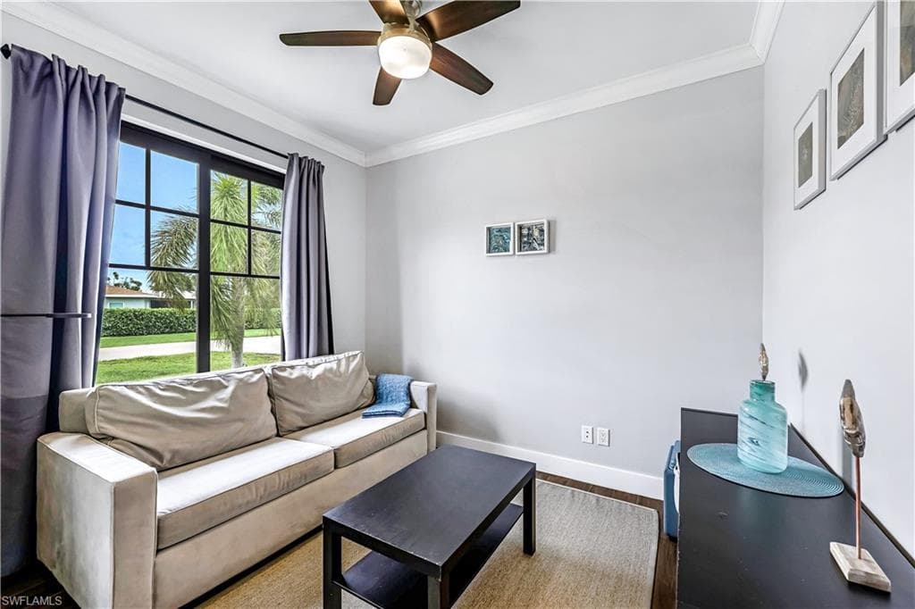 1140 Jeronimo DR, NAPLES FL 34103-18