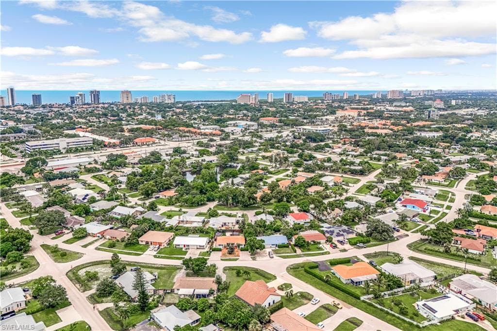 1140 Jeronimo DR, NAPLES FL 34103-24