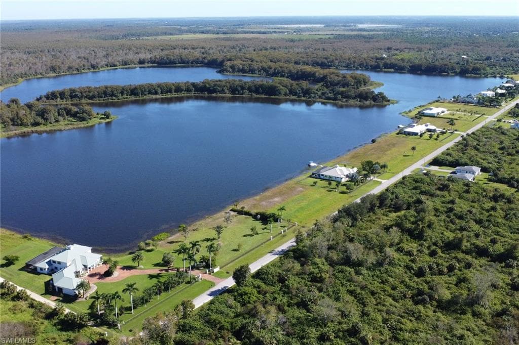 625 Shady Hollow BLVD W, NAPLES FL 34120-16