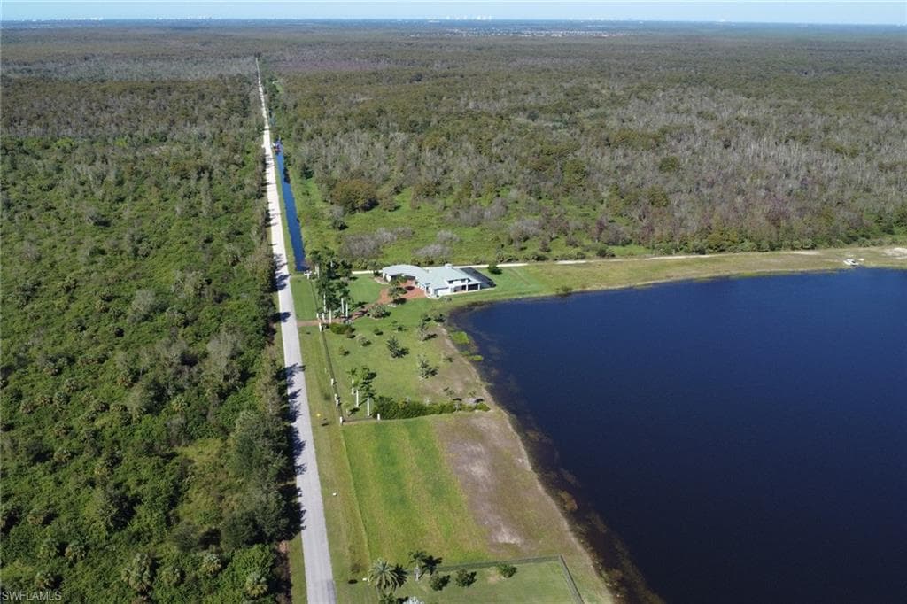 625 Shady Hollow BLVD W, NAPLES FL 34120-25