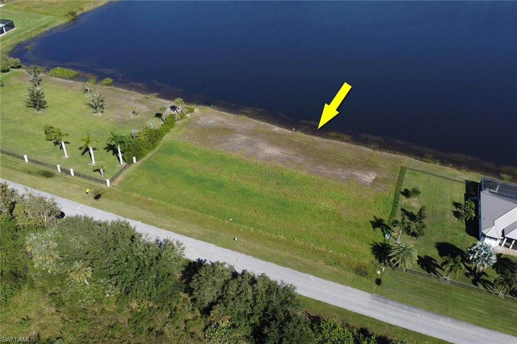 625 Shady Hollow BLVD W, NAPLES FL 34120-6