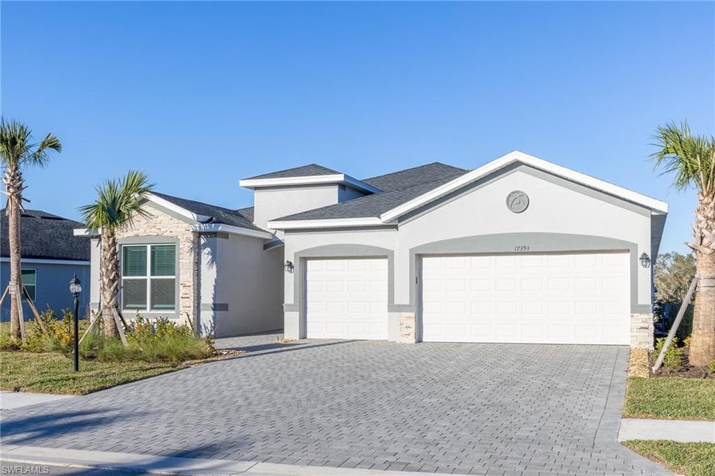 17393 Stonehill Manor DR, NORTH FORT MYERS FL 33917-36