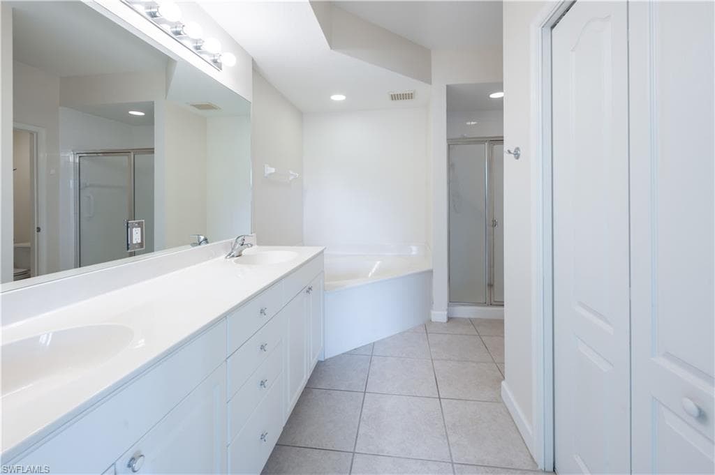 2408 Ravenna BLVD # 101, NAPLES FL 34109-16