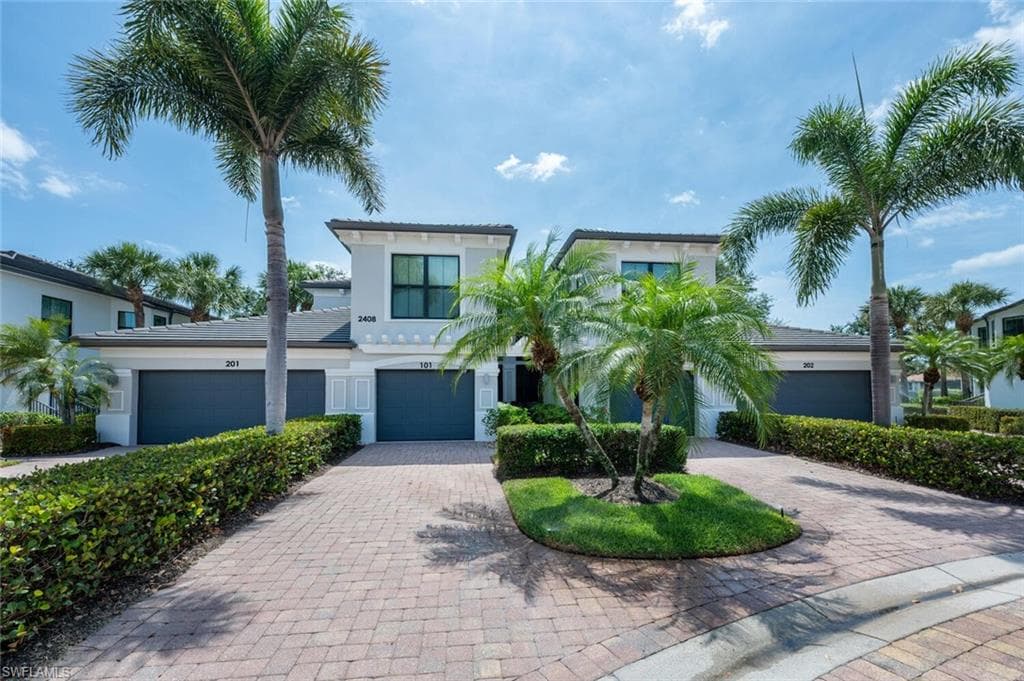 2408 Ravenna BLVD # 101, NAPLES FL 34109-4