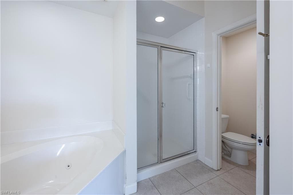 2408 Ravenna BLVD # 101, NAPLES FL 34109-17