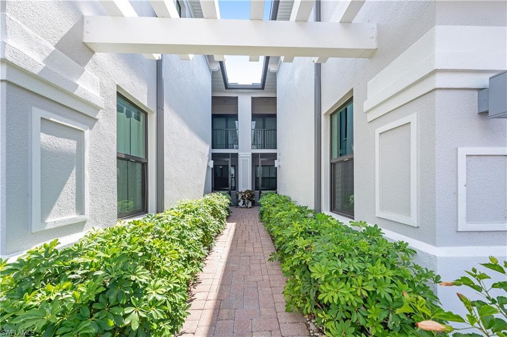 2408 Ravenna BLVD # 101, NAPLES FL 34109-24