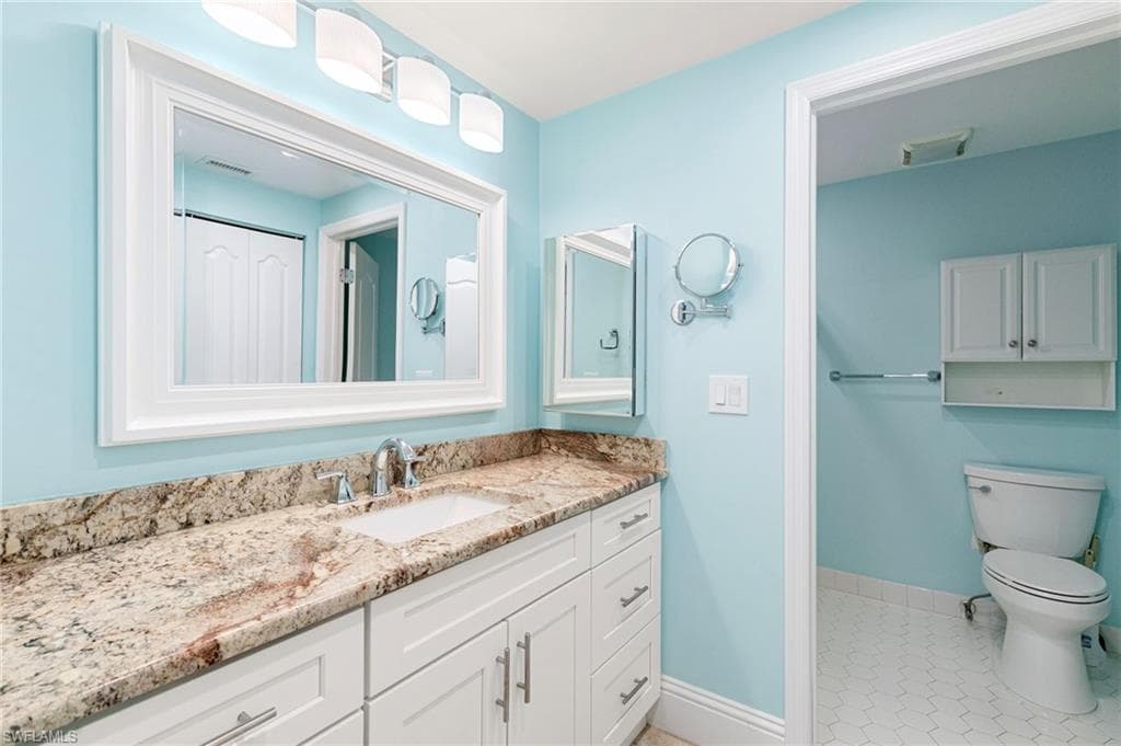 961 Collier CT # 107, MARCO ISLAND FL 34145-21