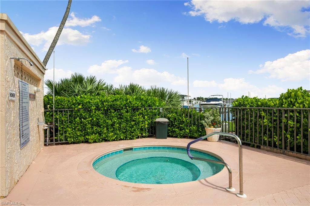 961 Collier CT # 107, MARCO ISLAND FL 34145-29