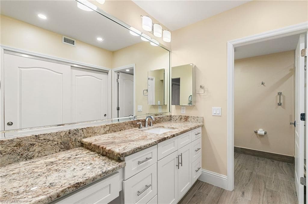 961 Collier CT # 107, MARCO ISLAND FL 34145-17