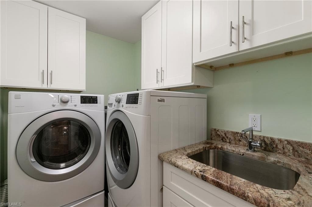 961 Collier CT # 107, MARCO ISLAND FL 34145-24