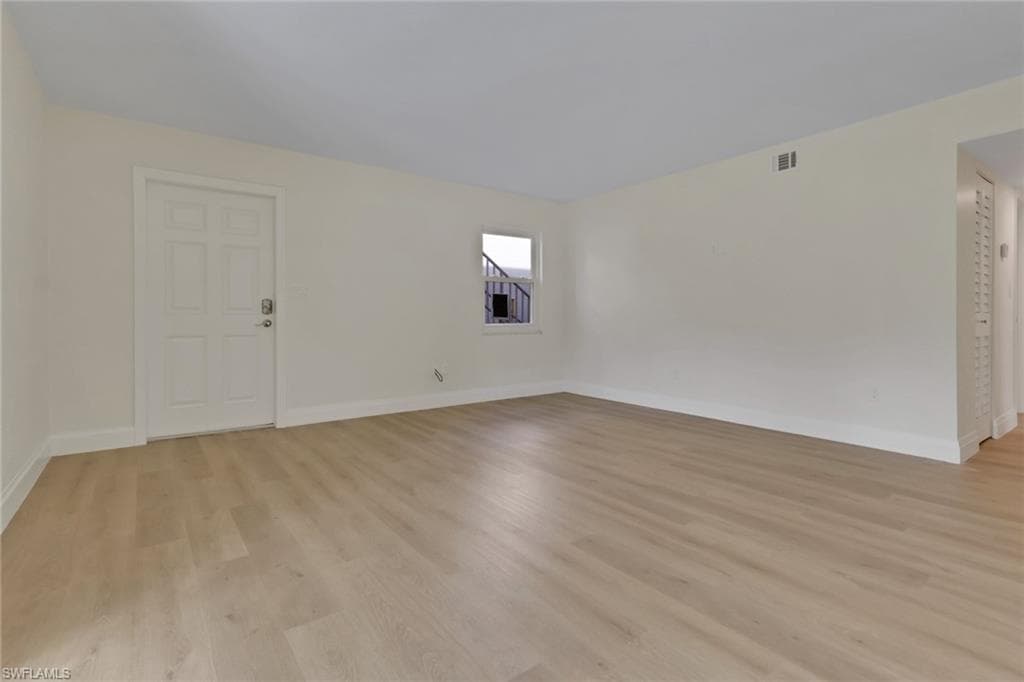 1155 Sandpiper ST # E3, NAPLES FL 34102-11