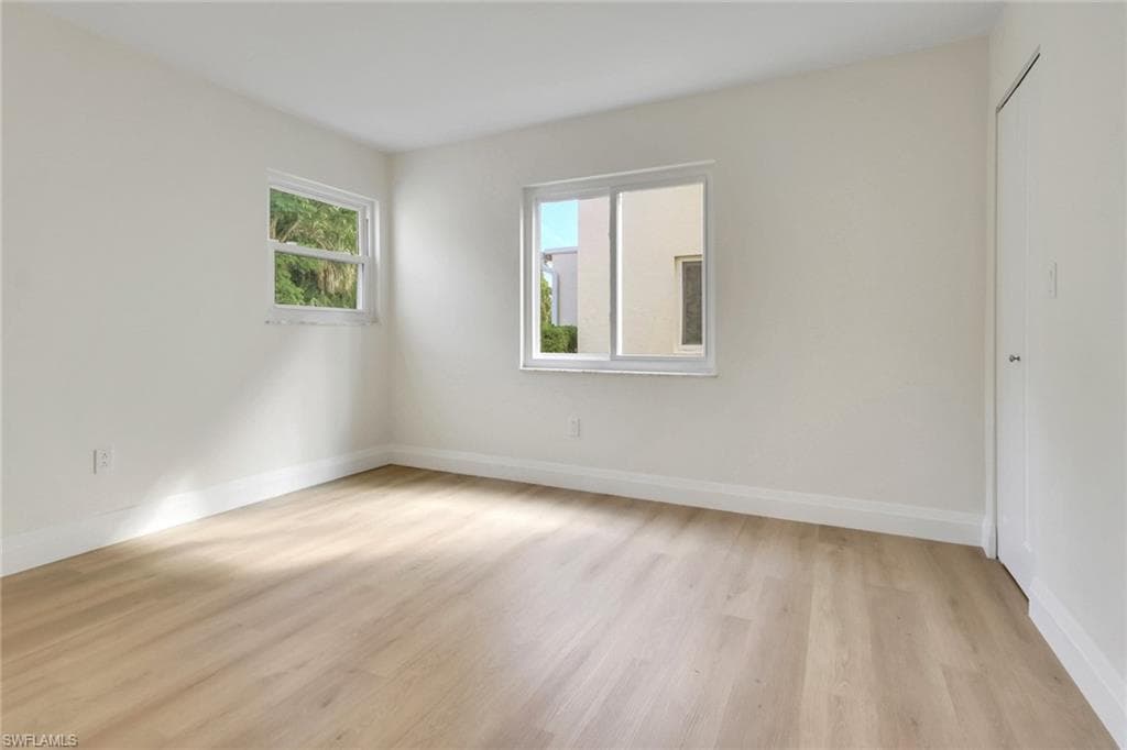 1155 Sandpiper ST # E3, NAPLES FL 34102-25