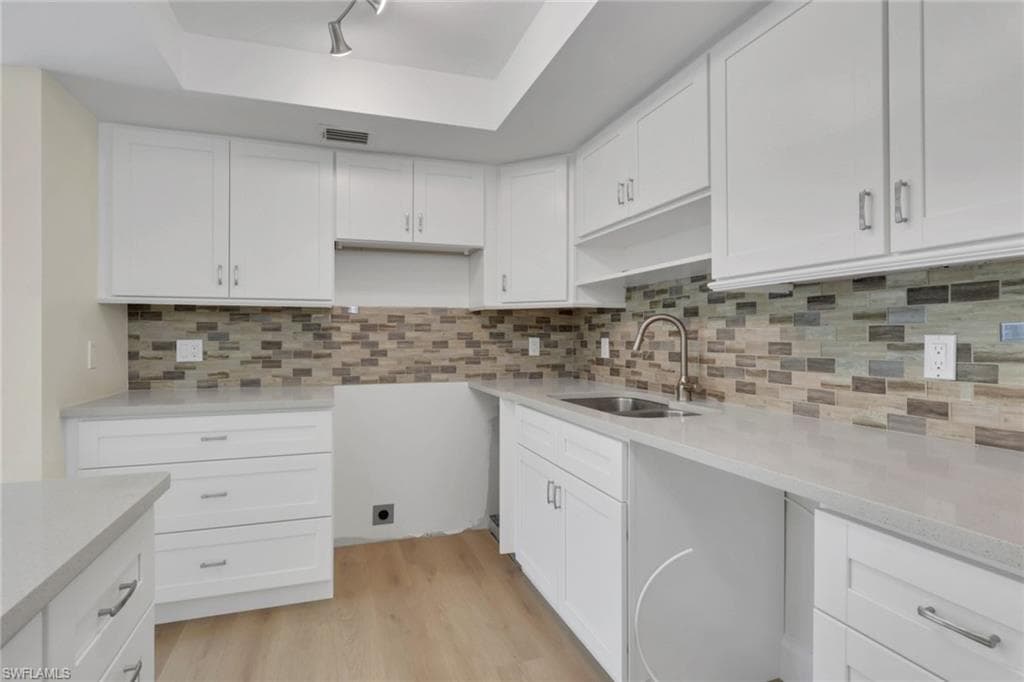 1155 Sandpiper ST # E3, NAPLES FL 34102-19