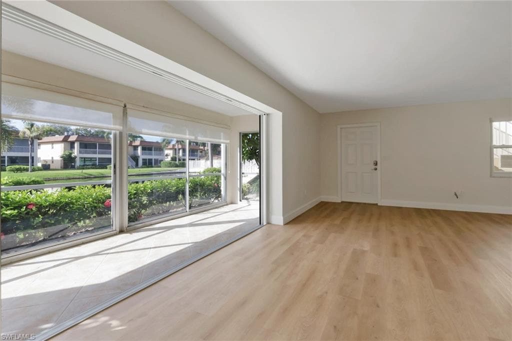 1155 Sandpiper ST # E3, NAPLES FL 34102-29