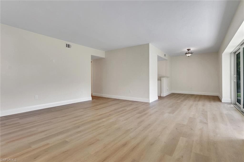 1155 Sandpiper ST # E3, NAPLES FL 34102-14