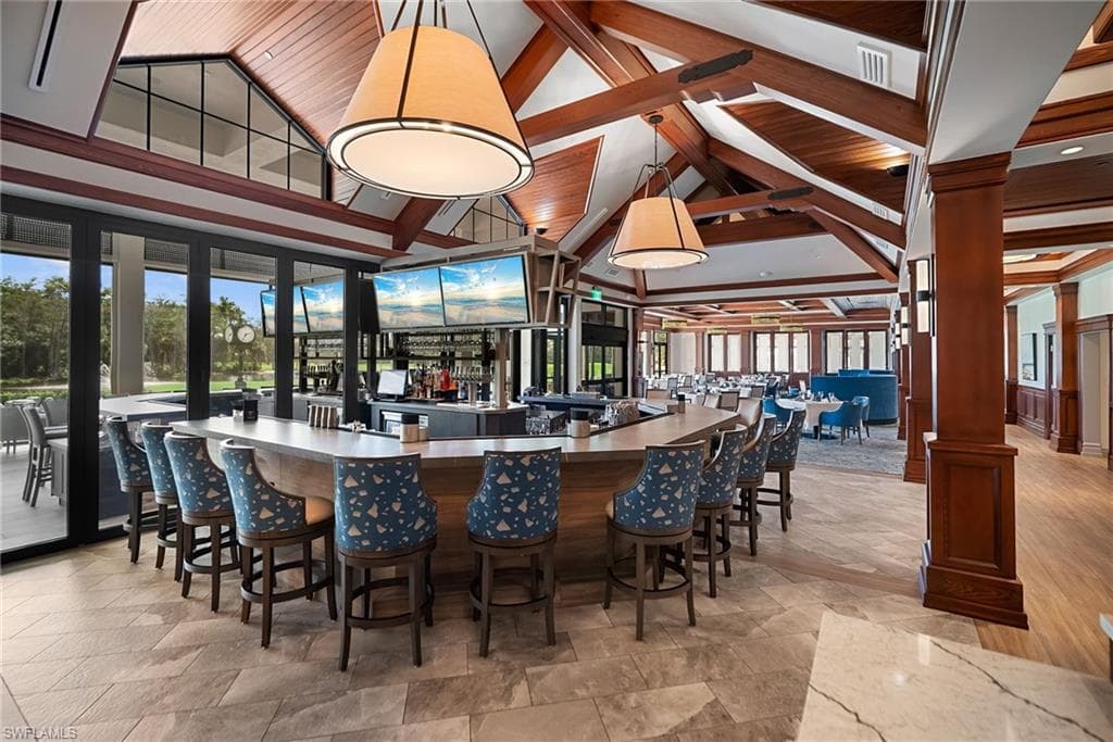 760 Waterford DR # 104, NAPLES FL 34113-31