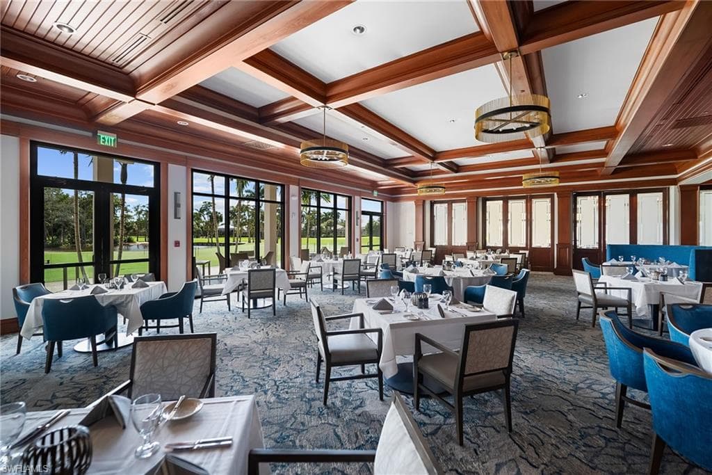 760 Waterford DR # 104, NAPLES FL 34113-32