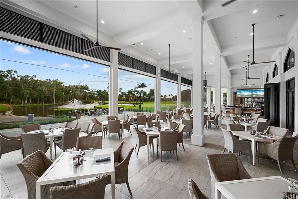 760 Waterford DR # 104, NAPLES FL 34113-49