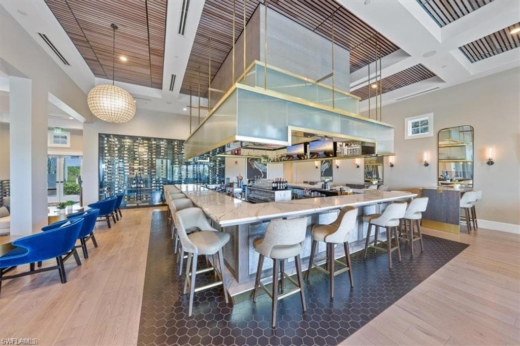 4761 West Bay BLVD # 202, ESTERO FL 33928-44
