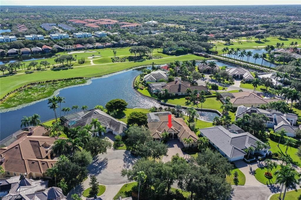 3022 Gainesborough CT, NAPLES FL 34105-1