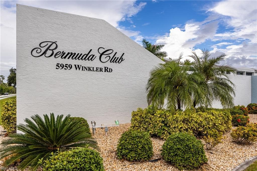 5959 Winkler RD # 218, FORT MYERS FL 33919-5