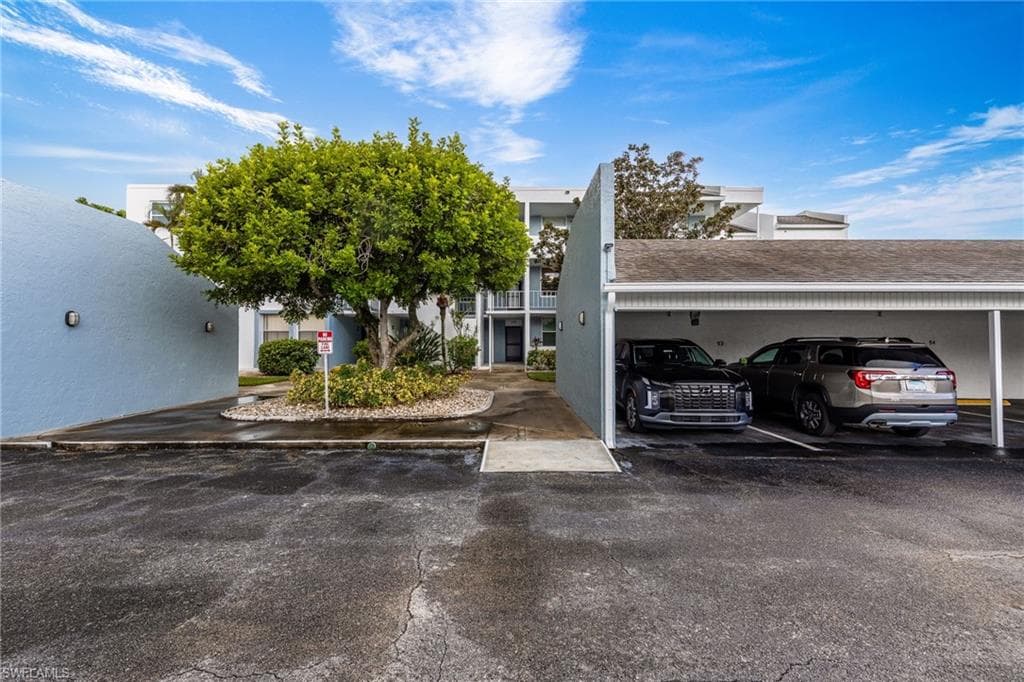 5959 Winkler RD # 218, FORT MYERS FL 33919-4