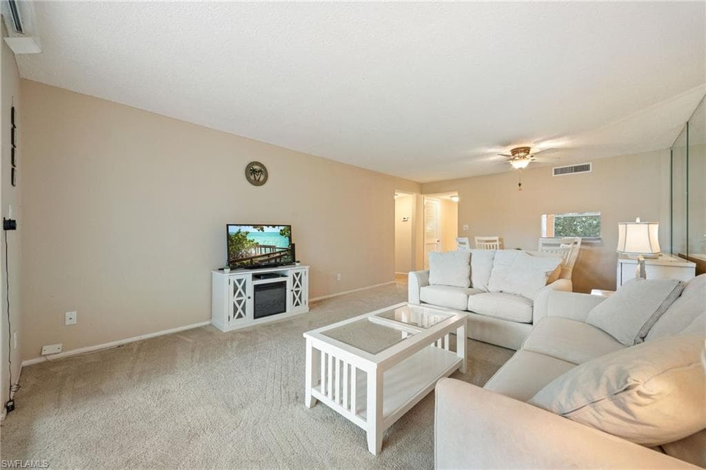5959 Winkler RD # 218, FORT MYERS FL 33919-19