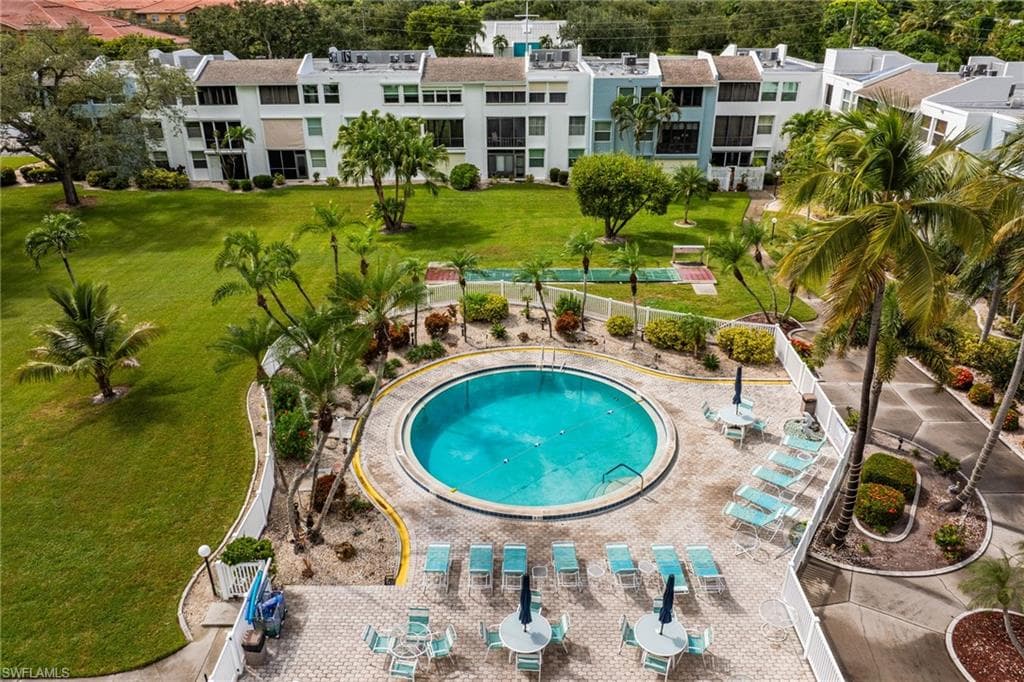 5959 Winkler RD # 218, FORT MYERS FL 33919-37