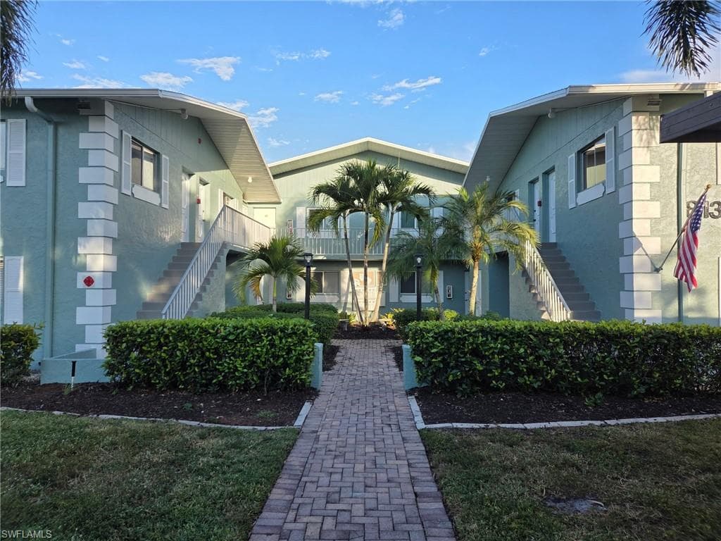 8135 Country RD 206-1